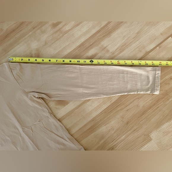 Adika Angel Embroidered Tan Long Sleeve Shirt Women’s Sz Small Soft Stretchy Y2K - Picture 10 of 10